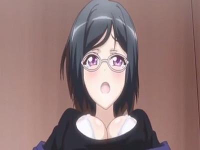 眼鏡のスーツきた女の人はおっきいおっぱい揺らしながらSEXで気持ちよくなっちゃう♡がん突きでアンアン顔が歪む・・・・。