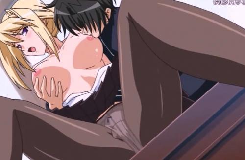 『パンスト美女』黒タイツまで染み出たマン汁でぐちょぐちょ♥おっぱいを刺激し更にシミは大きくり大洪水♥♥