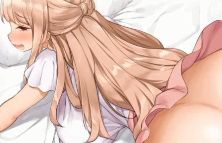 童顔ロリ美少女がベッドに押し倒されてバックからチンポでズポズポ出し入れされて喘ぎまくる！！