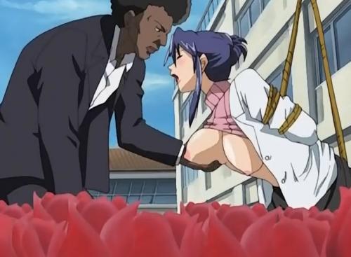 『集団レイプ』母親が学園内で娘の前で輪姦レイプされる。初めて見る女の顔に娘のショックは計り知れない！！