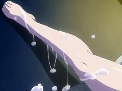 淫乱ビッチな巨乳美少女から強引に足コキされて濃厚白濁液を大噴射され美足にたっぷりぶっかけちゃう！！