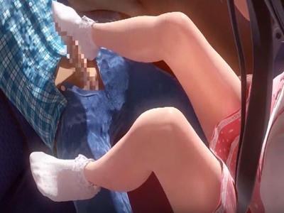 可愛い妹の美柑が淫乱ビッチに大変身して電車内でも構わずに変態兄貴のおチンポを足コキでグリグリいじめちゃう！！