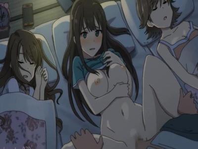 アイドルの女の子たちが寝静まっている部屋に侵入して夜這いセックスする変態マネージャー♥♥