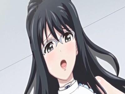 こんなメガネをかけた超絶美人である女性と身体を重ね合わせて気持ち良い事が出来るなんて羨まし過ぎるでしょ！