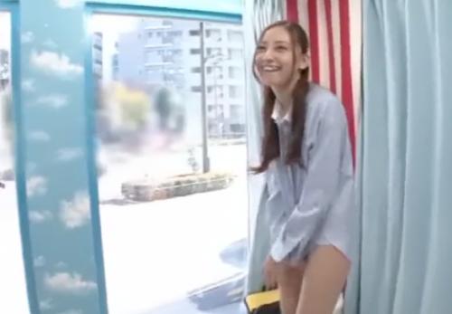【真野ゆりあ】スレンダーなOLさんが真剣じゃんけん。野球拳で脱がされ抱かれる