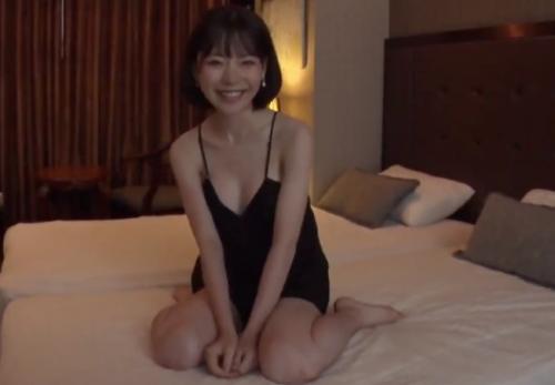 【深田えいみ】フェラでイかせた後も「もう１回」とチンポを話さない好き者JD。３Pで激しく乱れる