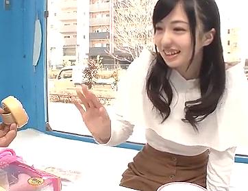 お嬢様JDが大人のおもちゃに大興奮ｗ手足拘束されてバイブ&電マ責めに悶絶！過激プレイに膣濡れ➡強引ピストンに絶頂しまくりｗ