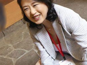 62歳の敏腕生保レディ！秘密の契約テクニックは枕営業だった！完熟豊満ボディで客を誘惑➡凄テク濃厚SEXで翻弄し膣内射精！