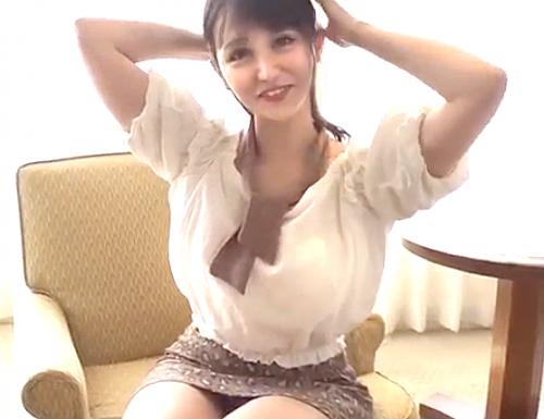 敏感過ぎる激カワ女子大生のガチハメ現場を激撮W「あっ..凄～い♡」素股のつもりが生挿入！彼氏裏切り浮気＆妊娠覚悟の種付け