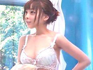 卒業旅行中のロリ美少女をナンパしてMM号でHなマッサージ開始！猛烈手マンに潮吹き失禁➡強引パコられアヘ顔絶頂イキｗ