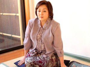 六十路高齢熟女！還暦過ぎた完熟ボディを惜しげもなく晒し孫チンポ激挿入！大量潮吹き＆絶頂アクメ！近親相姦プレイがヤバイｗ