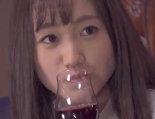 【人妻/寝取られ】美人妻が同窓会で元カレに再会＆浮気フェラ！「もうダメ～（汗」身体の相性抜群！不倫に溺れる淫乱妻を激撮