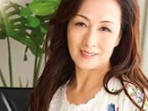 孫の童貞チンポを狙う美魔女は62歳！経験豊富な高齢熟女の凄テクで若者を翻弄！極上手コキ＆フェラ！淫語責めで筆おろし！