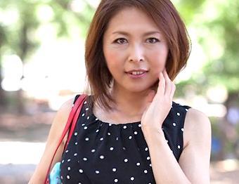 欲求不満のバツイチ熟女がAV撮影志願！完熟ボディ晒し他人棒夢中でフェラのご奉仕ｗガンガン突かれ連続絶頂アクメｗ