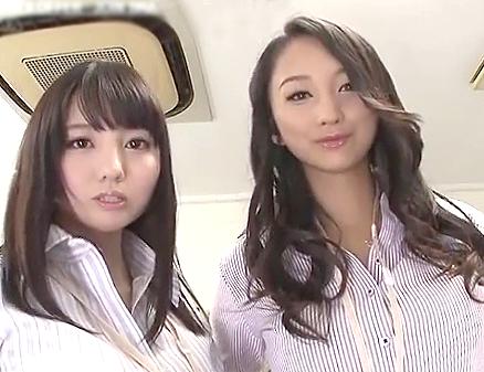 上から目線の女王様系OLがドM男を弄ぶドスケベプレイ！ヒールで踏みつけミニスカパンチラ誘惑！過激な淫語責めに興奮MAX！