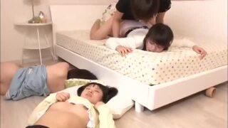 妹の親友を薬で眠らせ無抵抗な娘を強姦する兄