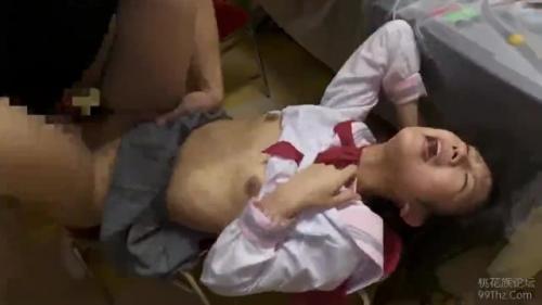 【星奈あい】ローター装着して街中で感じまくり潮吹き止まらないセーラーJK