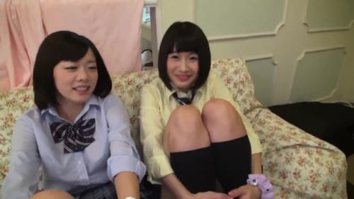 親友JK2人でおっさんチ○ポを奪い合う！