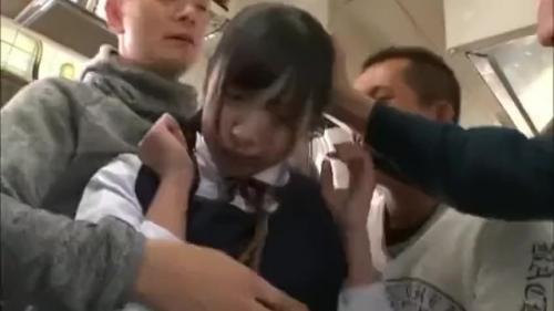 田舎JKに濃厚ザーメンをたっぷり中出し！