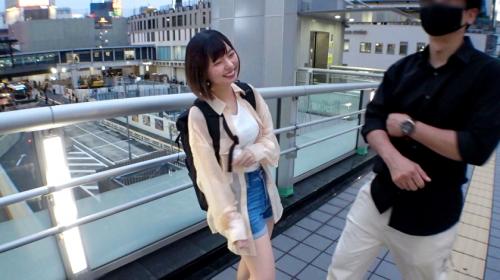 彼を地元に残して上京した女子大生、清純に見えて先輩と浮気するイケナイ子。