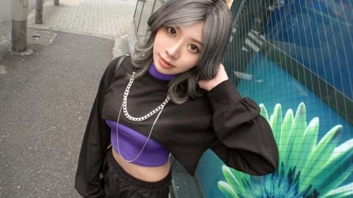 レコードショップギャル店員、へそ出しファッション娘の洪水マ〇コから止まらない潮吹き！