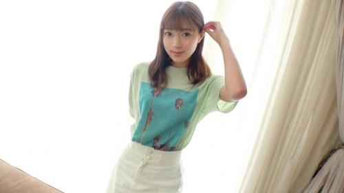 優しそうな喋り方をする柔らかい雰囲気の美少女。高校以来、彼氏がいないという、