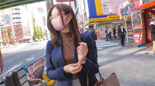 映像制作会社勤務。徹夜明けの激務の後にほろ酔いさせれば、快感も増し増し！！