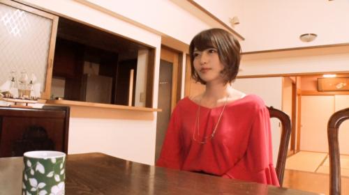 セレブ三十路妻の悩みは肩こりとＳＥＸレス、久々の生チンに大興奮！我を忘れて中出し。