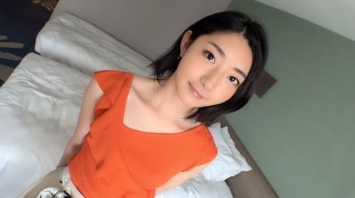 お花屋さんのカンバン娘、結婚前の裏切り背徳性交！！見た目からは想像できない痴態！