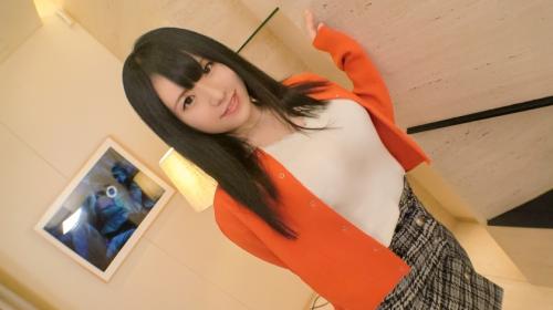 大人しいふわふわ美少女。外に出ないインドア派だがバイブでオナニーしちゃうムッツリスケベ！！