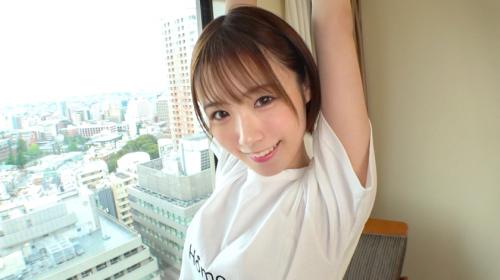 恥ずかしがりの清純乙女、敏感な身体に軽く触れると緊張から表情が変化してゆく。