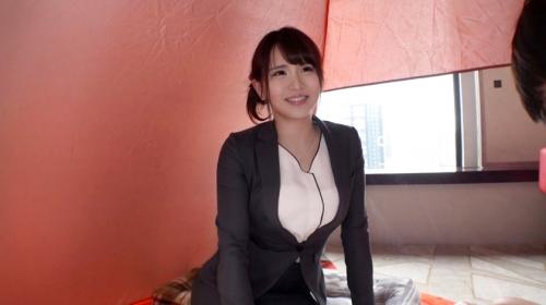 トロトロになったアソコに挿入すれば巨乳&美脚を惜しみなく晒しイき乱れる！