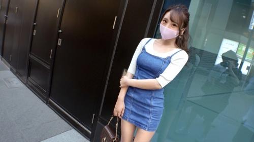 スレンダーボディに容赦なく打ち込む！可愛い喘ぎ声にピストンスピードも上がる！！