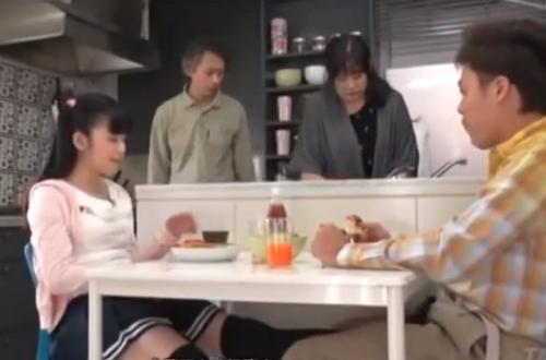 【姫川ゆうな】両親が出て行くと直ぐにハメる淫乱兄妹！
