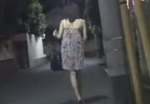 千鳥足のお姉さんの後を付けて拉致してアジトへ連れ込み集団レイプする鬼畜達！