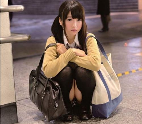 これはチャンス！、訳あり女子高生を持ち帰りました！