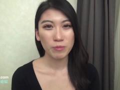 【素人ナンパ】笑顔の可愛い色白素人スレンダー美人が援助交際でパイパンにハメさせる