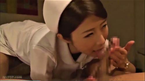 【篠田あゆみ】優しい看護婦さんが手コキにフェラチオ！　巨乳にむしゃぶりついても優しい笑顔の看護婦さん！