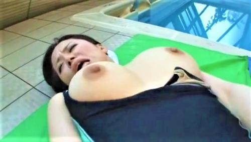 【佐藤美紀】「中はダメ！中出しはやめて！」スイミング教室でフェラにパイズリのセクハラ三昧！最後はプールサイドで！