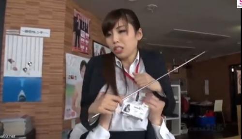 【社内セクハラ 巨乳ＯＬ】会社のオフィスでSOD女子社員がプレゼン中におっぱい揉みまくられるｗ