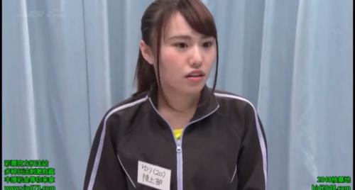 ★でかい！【爆乳女子大生】ジャージ姿の超巨乳陸上部jdがお金のためにおっぱい揉みまくられるw