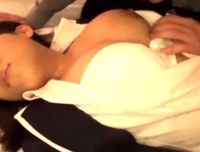 【個人撮影 爆乳ＯＬレイプ】泥酔したスーツ姿の超巨乳ＯＬお姉さんがおっぱい揉みまくられて犯されちゃうｗ