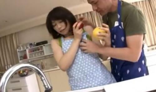 新尾きり子【巨乳熟女 料理教室セクハラレイプ】「ほんとやめてください！」料理の先生が生徒のおっさんに無理やり犯されちゃうｗ