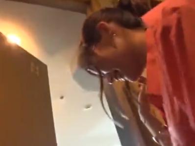【熟女ナンパ】キャリウーマンが毒牙に引っかかり、ホテルに連れ込まれるwww