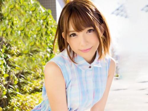 《麻里梨夏》こんなに可愛い女の子なのに変態エロエロ！凄テクで野郎をイカせまくり！我慢できたら中出し！