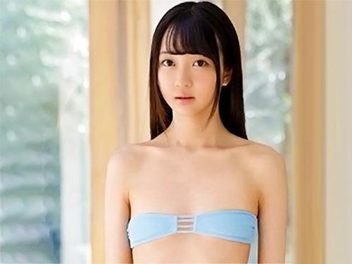 《早美れむ》8頭身美少女のAVデビュー作品！モデル級スタイルでビクビク敏感に感じてる！手マンローター責めで濡れ濡れ！