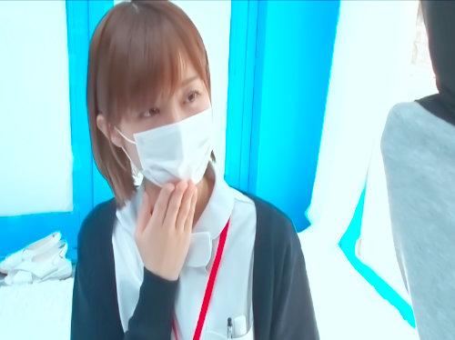 【素人軟派】可愛いナースが仕事中にMM号に乗車したら？！男性の性処理エロス…濃厚フェラさせたら淫尻マンコにペニスぶっ刺し