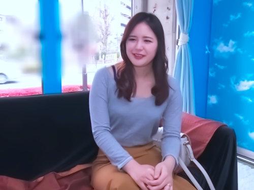 【熟女軟派】真面目なフリしてチンコ欲しいんでしょ？MM号に迷い込んだ清楚美人！年下イケメンに迫られ秒で濡れちゃう欲求不満