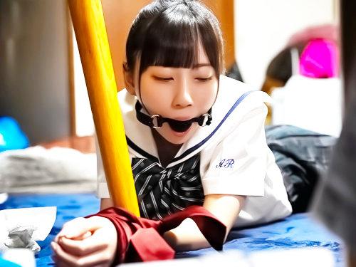 【媚薬奴隷】オジサンといっぱい交尾しようねｗｗｗ色白ロリの制服天使！臭い汚いゴミ部屋でキメセク強姦に清純ロリマン超破壊♪