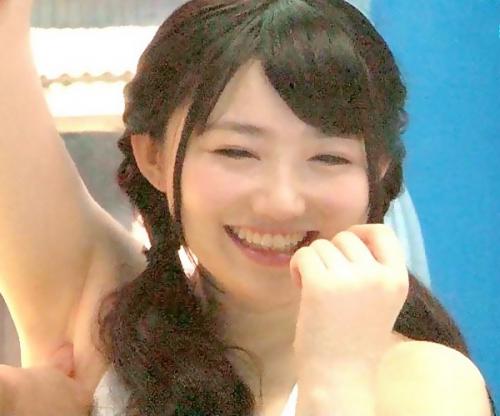 【水着】もうだだめぇ､､､♡MM号にやってきたのはロリ美少女！初対面の男と温泉マッサージで感じちゃって中出しＳＥＸ！！